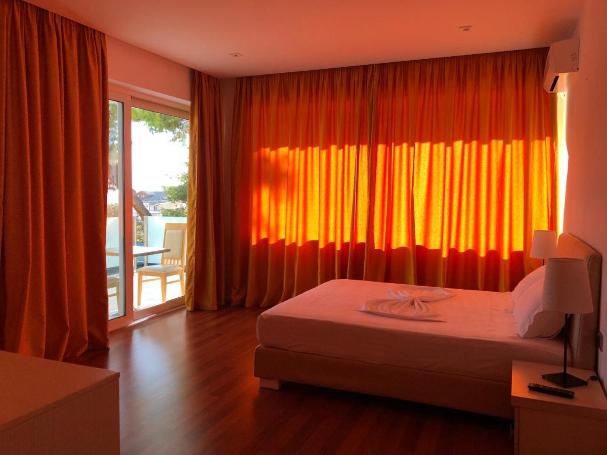 Nemesis Hotel ساراندا المظهر الخارجي الصورة