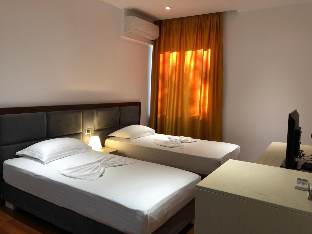 Nemesis Hotel ساراندا المظهر الخارجي الصورة