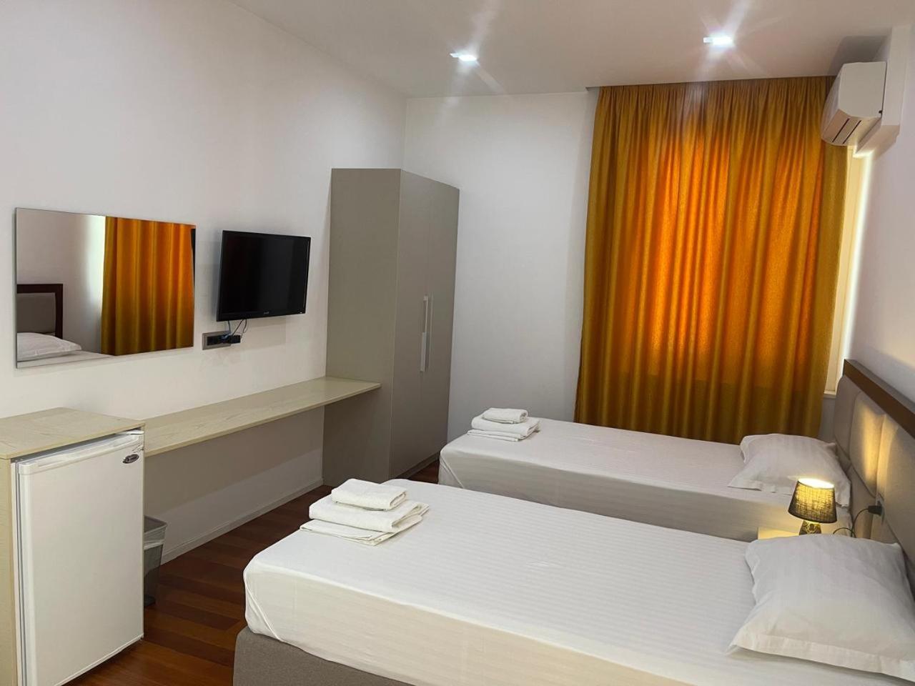 Nemesis Hotel ساراندا المظهر الخارجي الصورة